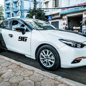 Mẫu tem dán xe ô tô đẹp Mazda tại Bắc Giang