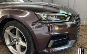 Decal Đổi Màu Chrome Đen Ánh Kim Audi A5