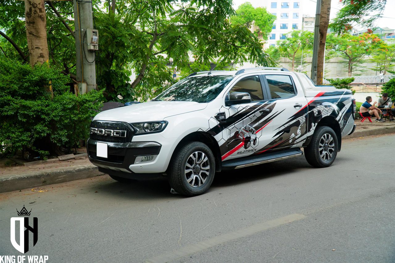 Dán tem xe ô tô đẹp giá rẻ tại Hà Nội Fod Ranger