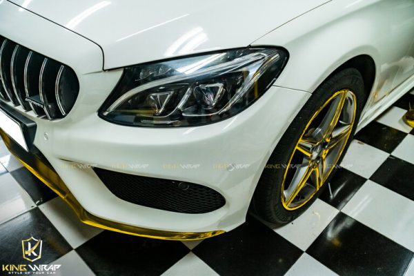 Dán điểm họa tiết Mercedes C300 màu vàng Yellow Gold CHM02E - cảng trước