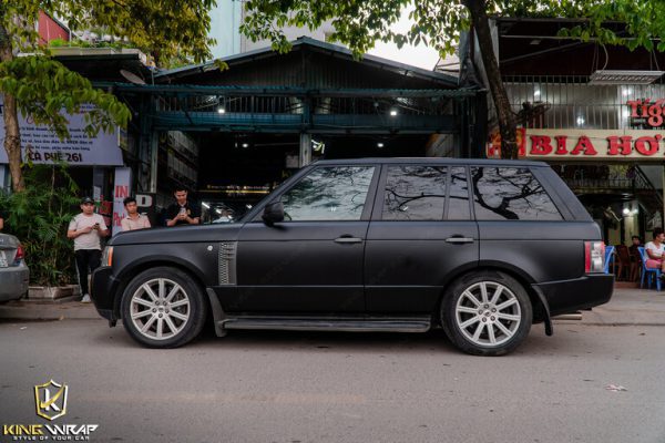 Range Rover dán decal xe ô tô màu đen mờ