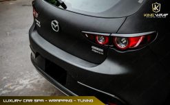 Dán decal đổi màu ô tô Mazda 3 Đen Lì siêu ấn tượng 8