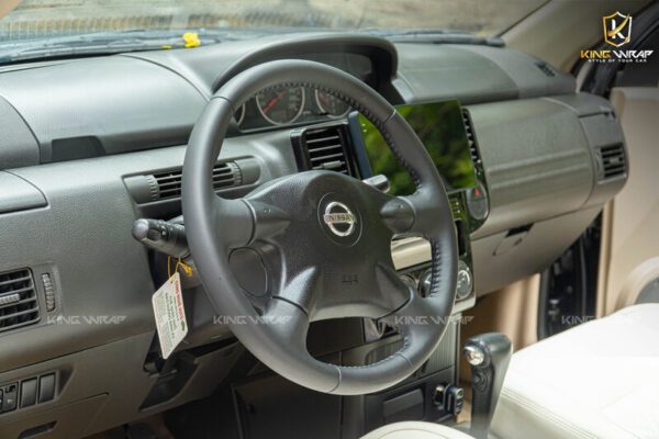 Khâu vô lăng ô tô nissan xtrail