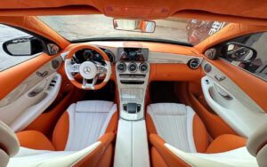 Đổi màu nội thất ô tô Mercedes cam trắng