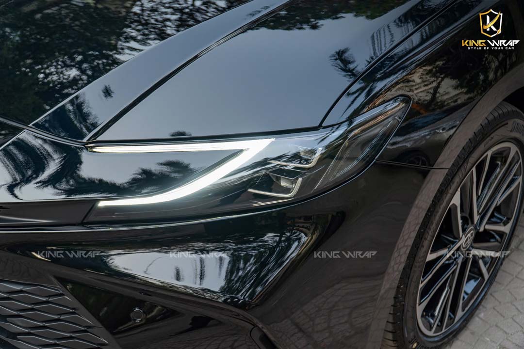 Dán PPF đèn xe Camry 2025