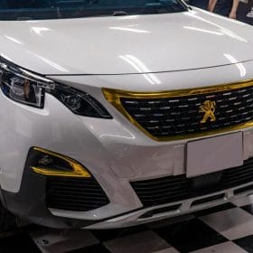 3008 dan trang tri chrome vang teckwrap CHM02E 2