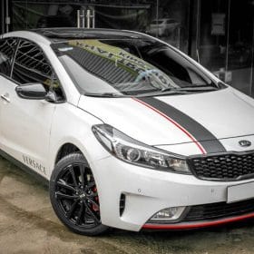 Dán tem xe ô tô đẹp KIA Cerato 1 Cerato dan tem ghep Versace den li4