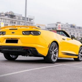 Dán đổi màu ô tô Chevrolet Camaro Vàng Bóng 5 Chevrolet Camaro doi mau den sang vang teckwrap CG12 HD 6