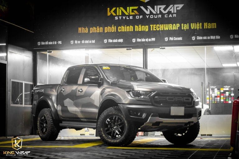 Ford-Ranger-Raptor-dan-tem-trum-Geometric-Camo-1.jpg