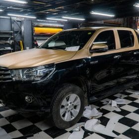 Dán decal đổi màu ô tô đẹp giá rẻ tại Cầu Giấy Maybach Hillux 1 Hullux maybach 1