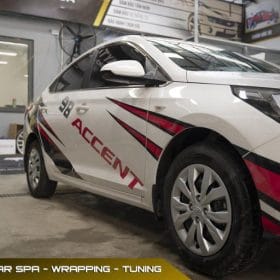 Hyundai Accent tem suon.jpg