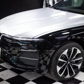 Lux a doi mau maybach den bac 1