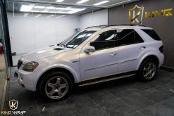 Dán decal đổi màu ô tô Mer ML63 đẹp xuất sắc