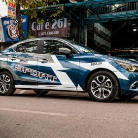 Dán Tem xe oto Mazda 2 phong cách thể thao 2 Mazada 2 tem suon 3