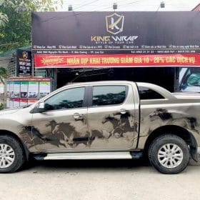 Mazda bt50 len tem chum1