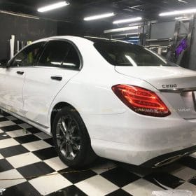 Dán decal đổi màu oto Mercedes C200 Trắng 4 Mer C200 doi mau den sang trang teckwrap CG 02 2