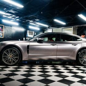 Panamera doi mau den sang xam teckwrap ECH0213