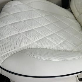 boc ghe da oto mercedes c200 4