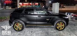 Dán decal đổi màu ô tô Zotye Z8 Matte Black + Chrome vàng