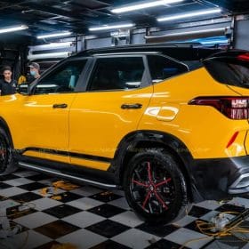 Dán đổi màu ô tô Seltos trắng sang vàng TeckWrap CG12 HD 3 dan doi mau o to kia Seltos 6