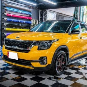 Dán đổi màu ô tô Seltos trắng sang vàng TeckWrap CG12 HD 2 dan doi mau o to kia Seltos 7