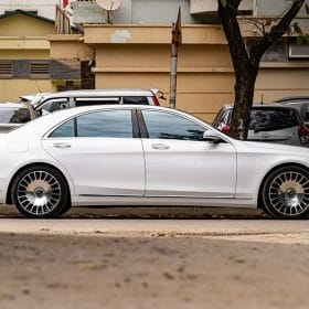 dan doi mau trang mercedes s450 2 min