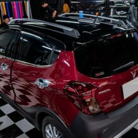 Dán đổi màu ô tô Vinfast Fadil sang màu đỏ tại Kingwrap 3 dan doi mau vinfast fadil 5
