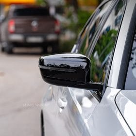 dan noc guong oto bmw 330 i 1 min