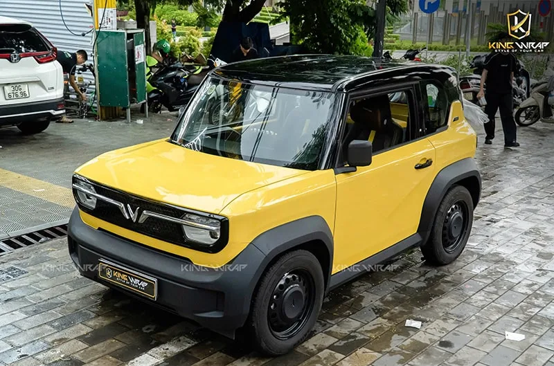 Dán Nóc Xe Ô Tô – Giải Pháp Tăng Thẩm Mỹ Và Bảo Vệ Sơn Zin