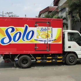 dan quang cao tren xe tai 1