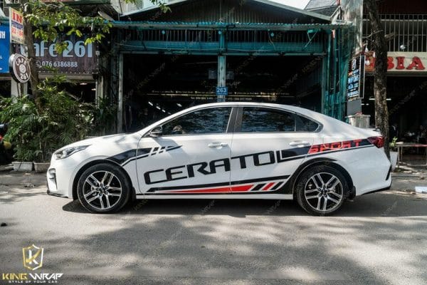 Tem dán xe ô tô thể thao: Các mẫu tem đẹp, cá tính và xu hướng mới