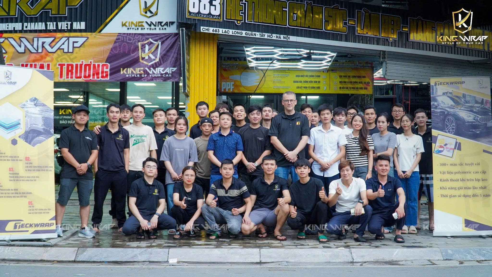 Dán phim cách nhiệt ô tô tại Hồ Chí Minh 