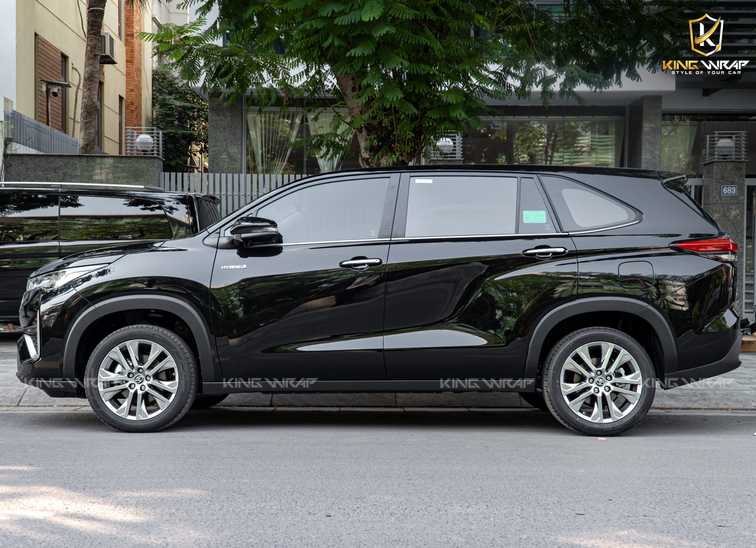 Dán PPF Ô Tô Toyota Innova Cross Sang Trọng - Đẳng Cấp