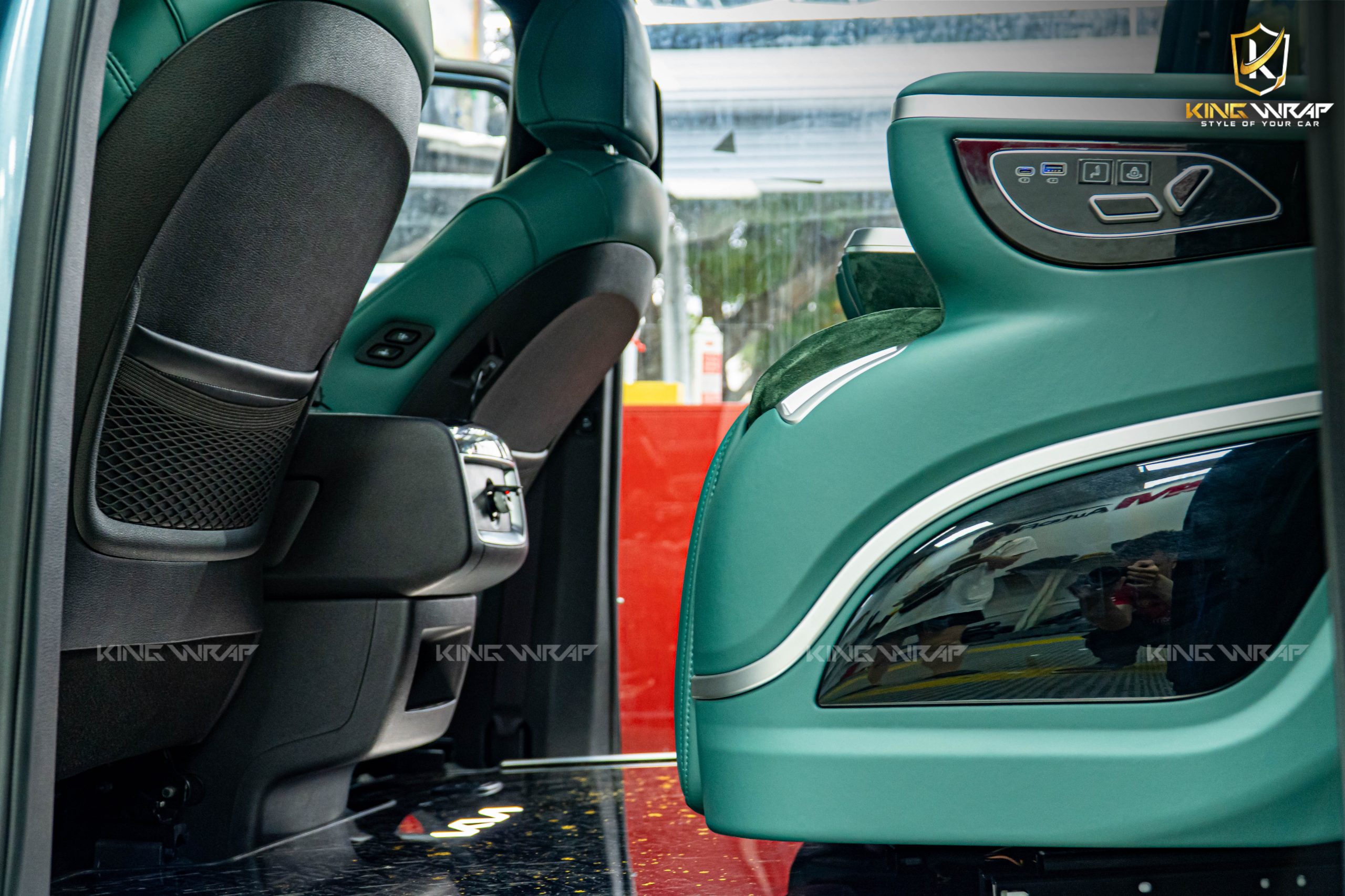 Độ Limousine - Kia Carnival