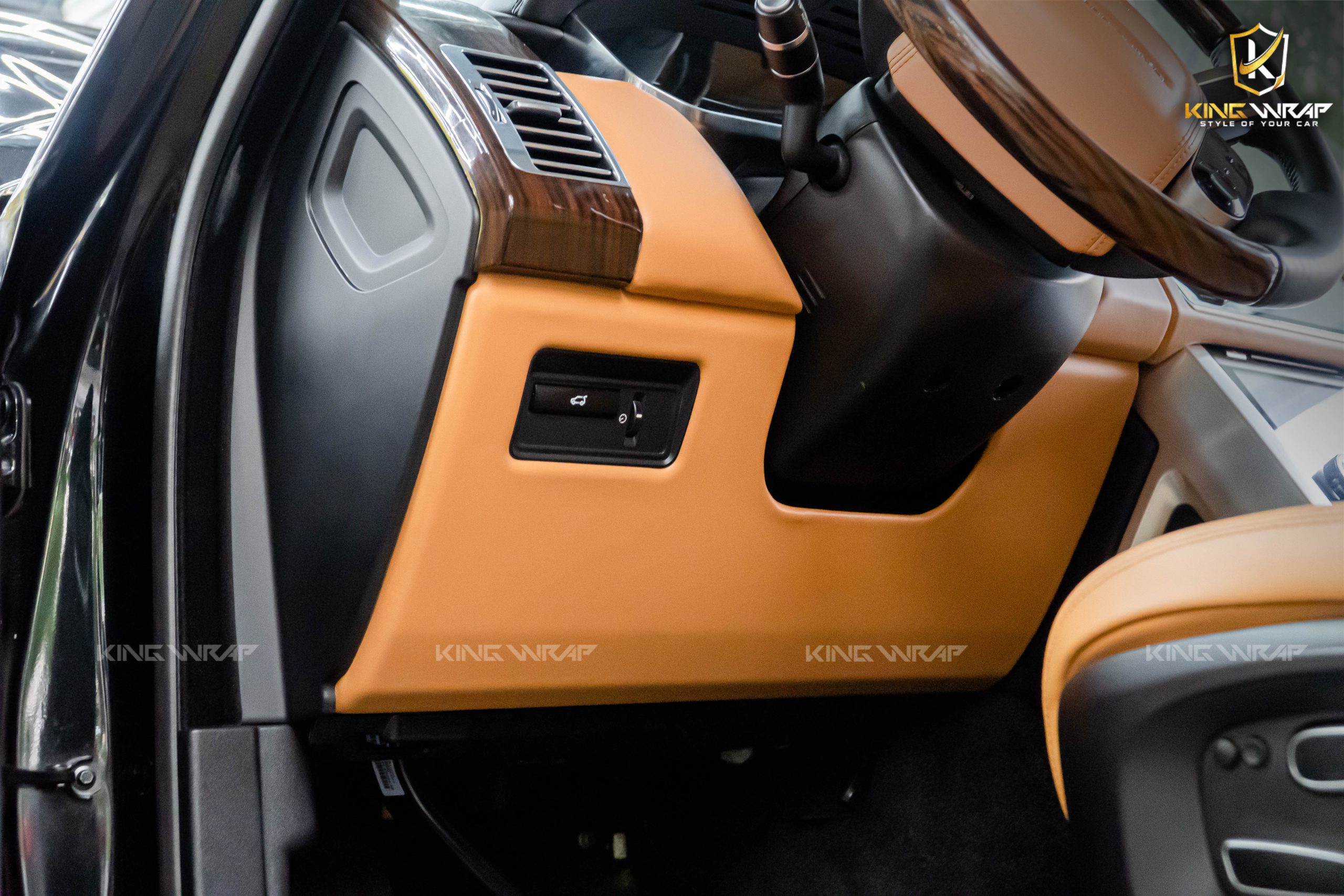 Bọc Da Nội Thất Ô Tô Range Rover - Nâng Tầm Đẳng Cấp Bọc Da Nội Thất Ô Tô Range Rover - Nâng Tầm Đẳng Cấp