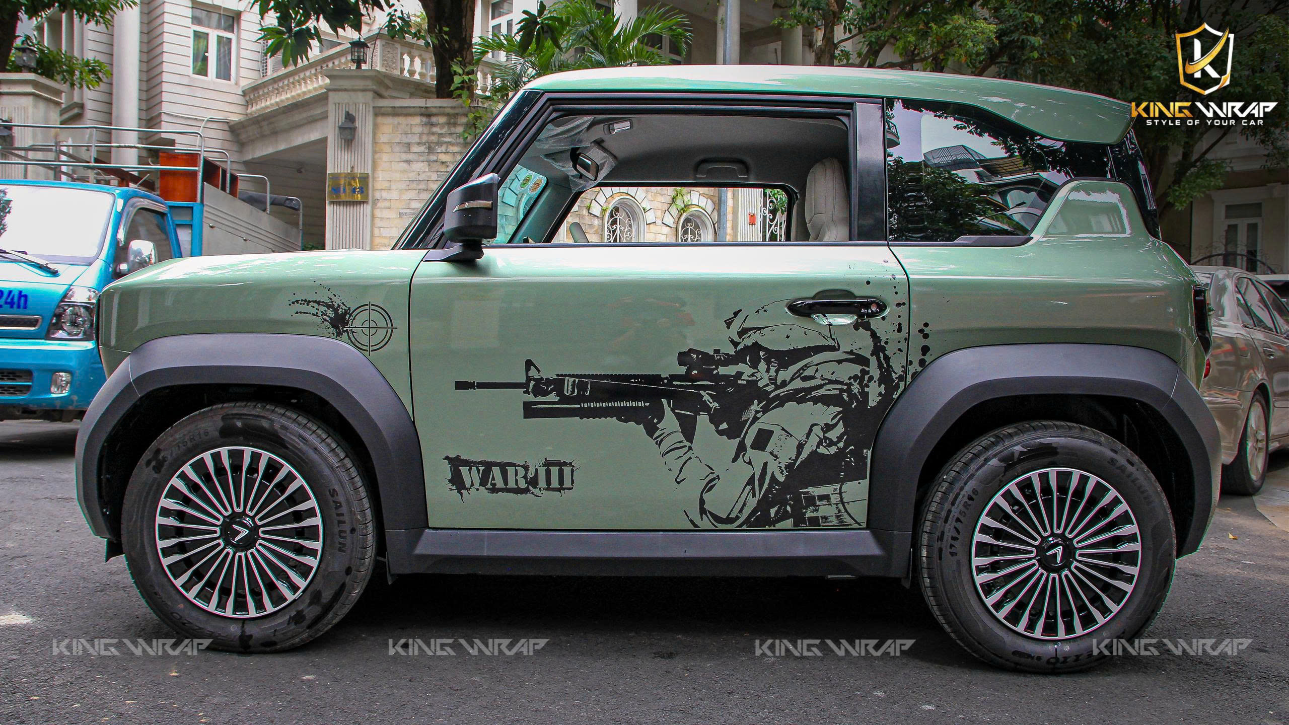 Tem Xe Ô Tô: Trang Trí Hiện Đại, Tạo Ấn Tượng Khác Biệt