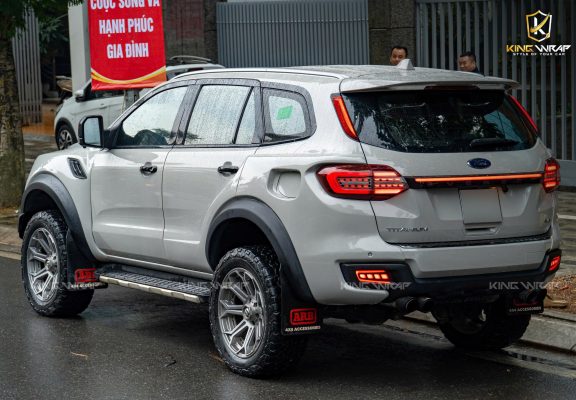 Dán Đổi Màu Xám Xi Măng Ford Everest Sang Trọng - Đẳng Cấp