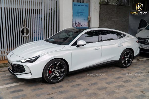 Dán Đổi Màu Trắng Ánh Hồng MG7 – Bứt Phá Phong Cách