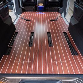 Độ Sàn Vân Gỗ Mercedes V250 Sang Trọng - Cao Cấp
