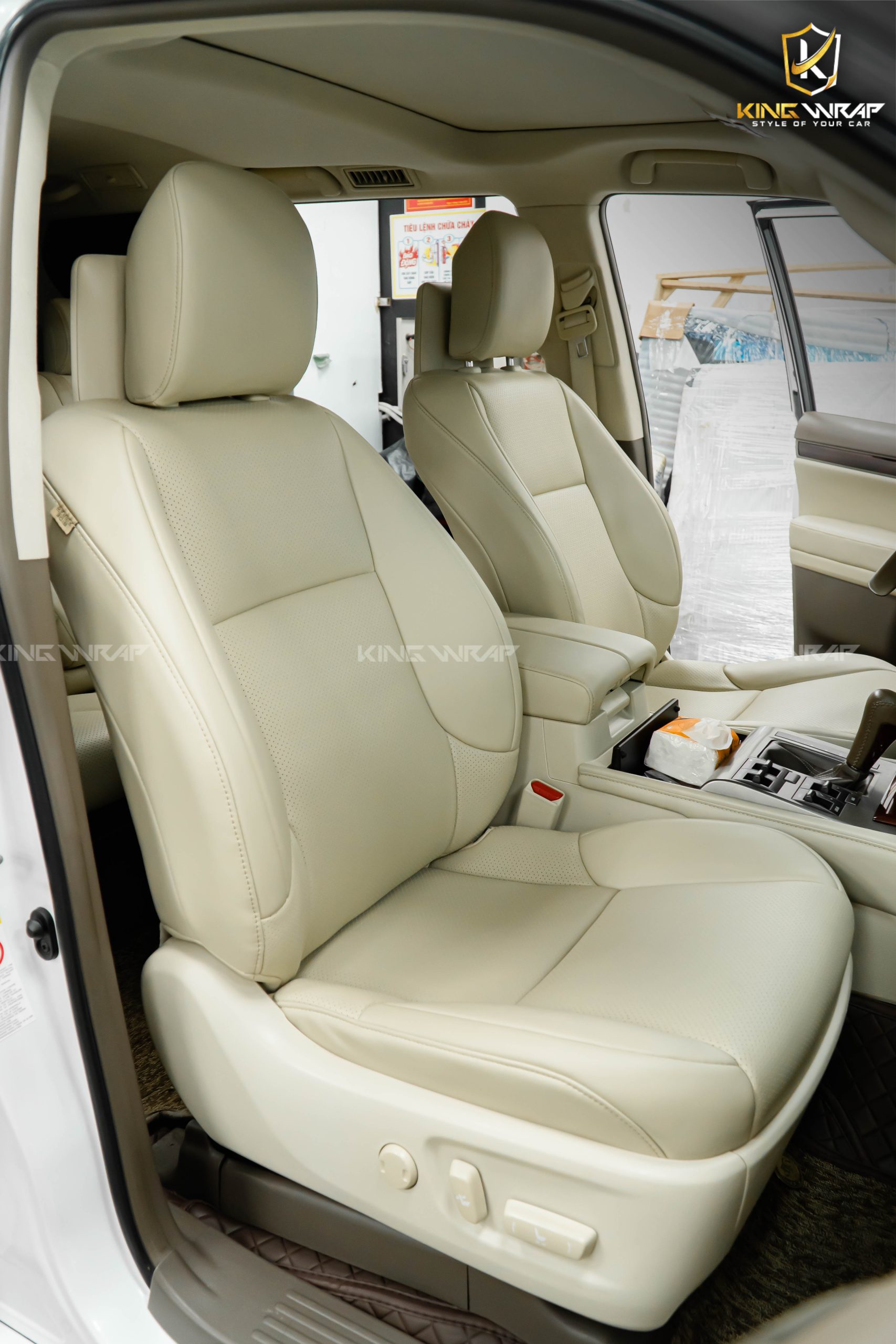 Bọc Ghế Da Bò Lexus GX460 Phiên Bản Màu Kem Sang Trọng