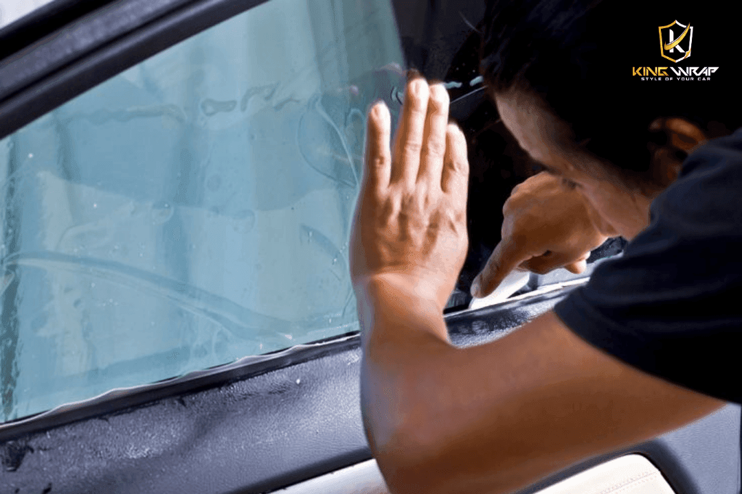 Dán Phim Cách Nhiệt Kính Lái Chống Chói Tốt Nhất