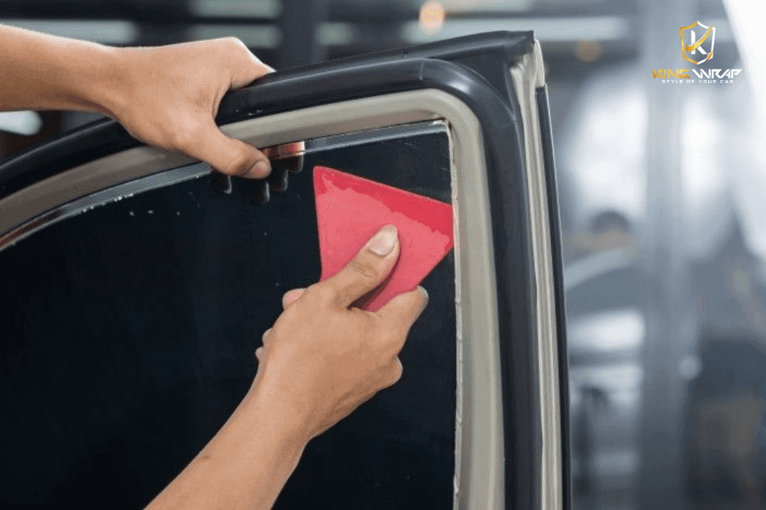 Dán Phim Cách Nhiệt Kính Lái Chống Chói Tốt Nhất