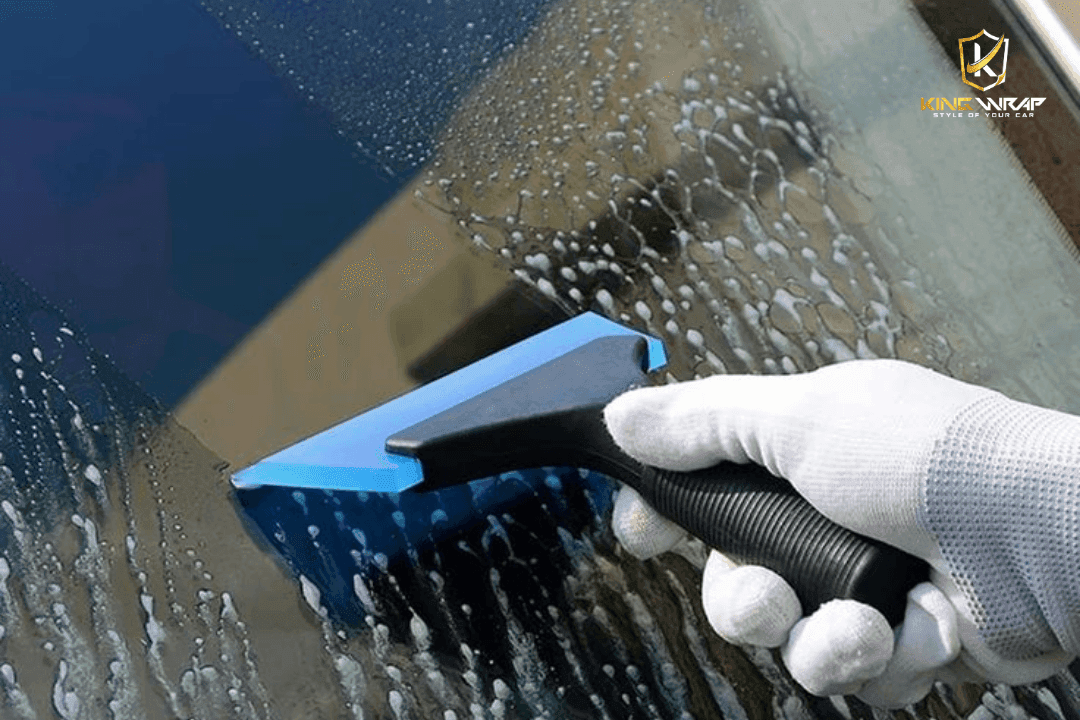 Dán Phim Cách Nhiệt Kính Lái Chống Chói Tốt Nhất