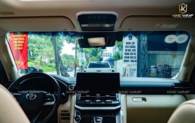 Dán phim cách nhiệt ô tô Toyota Fortuner – Chống nóng hiệu quả cùng King Wrap