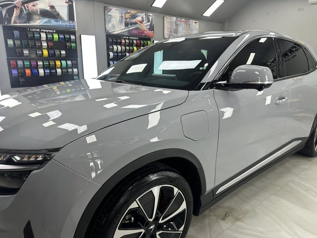 Địa chỉ dán decal ô tô uy tín tại Lào Cai