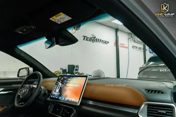 Dán phim phản xạ nhiệt Teckwrap Mỹ có bị cản sóng nhiều không?