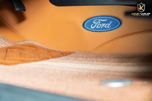 Dán PPF và độ sàn da Nappa xe Ford Everest Platinum: Đẳng cấp xứng tầm SUV hạng sang Dán PPF và độ sàn da Nappa xe Ford Everest Platinum: Đẳng cấp xứng tầm SUV hạng sang