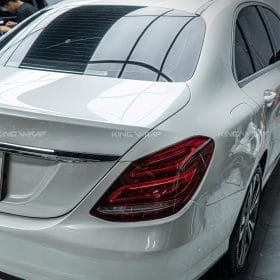 Dán decal đổi màu trắng xe Mercedes E250 – Nâng tầm vẻ đẹp sang trọng và tinh tế