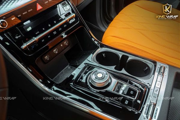 Giá dán PPF nội thất ô tô mới nhất: Nên chọn gói nào cho từng nhu cầu?