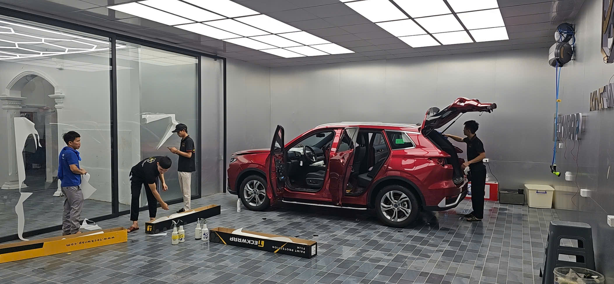 Giới thiệu KingWrap Hà Tĩnh - Trung tâm wrap và chăm sóc xe hàng đầu tại Hà Tĩnh